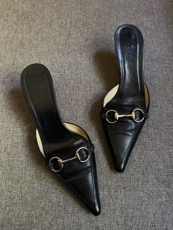 Gucci Shoes - Vintage Gucci x Tom Ford horsebit black heels